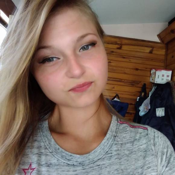 Meet your Posher, Trina - Picture 1 of 1